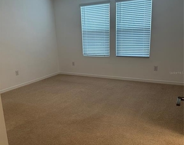 2358 Paravane Way - Photo Thumbnail 38