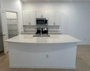2358 Paravane Way - Photo Thumbnail 12