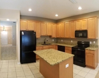 2841 Girvan Drive - Photo Thumbnail 5