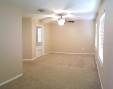 2841 Girvan Drive - Photo Thumbnail 14