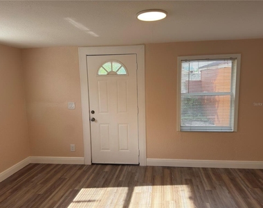2514 W Saint John Street - Photo Thumbnail 17