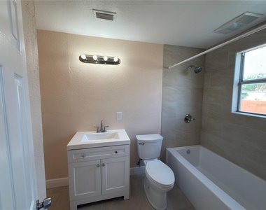 2514 W Saint John Street - Photo Thumbnail 28
