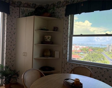 7974 Sailboat Key Boulevard S - Photo Thumbnail 8