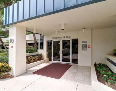 7974 Sailboat Key Boulevard S - Photo Thumbnail 15
