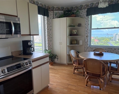 7974 Sailboat Key Boulevard S - Photo Thumbnail 10