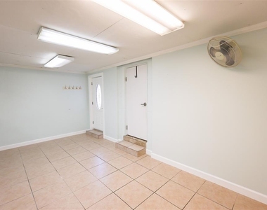 3104 W North A Street - Photo Thumbnail 7
