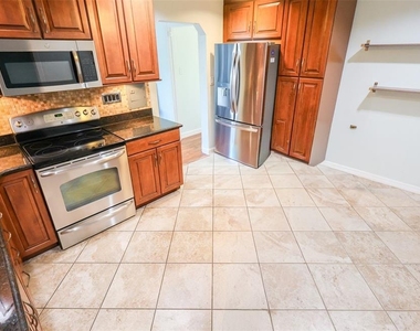 3104 W North A Street - Photo Thumbnail 1