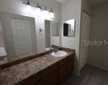 1155 Thayer Street - Photo Thumbnail 6