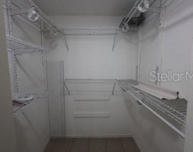 1155 Thayer Street - Photo Thumbnail 8