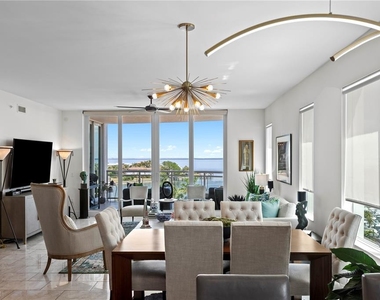 1325 Snell Isle Boulevard Ne - Photo Thumbnail 19
