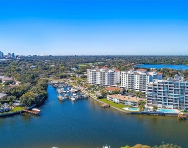 1325 Snell Isle Boulevard Ne - Photo Thumbnail 58