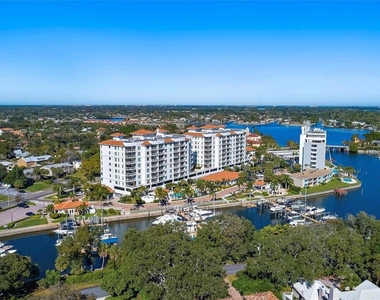 1325 Snell Isle Boulevard Ne - Photo Thumbnail 51