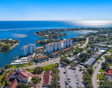 1325 Snell Isle Boulevard Ne - Photo Thumbnail 59