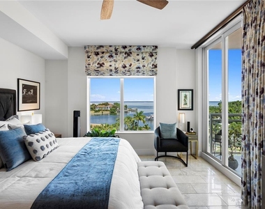 1325 Snell Isle Boulevard Ne - Photo Thumbnail 30