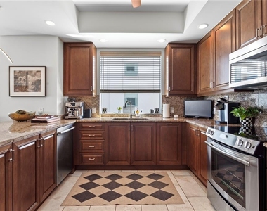 1325 Snell Isle Boulevard Ne - Photo Thumbnail 24