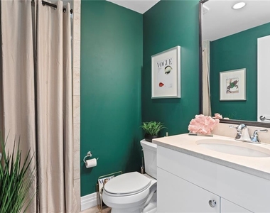 1325 Snell Isle Boulevard Ne - Photo Thumbnail 40