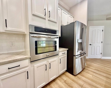 18711 Chaville Road - Photo Thumbnail 17