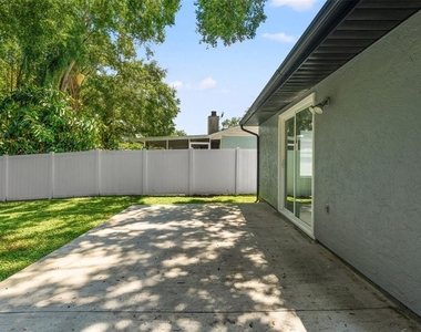 12419 Hidden Brook Drive - Photo Thumbnail 25