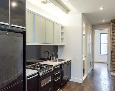 179 Maujer Street - Photo Thumbnail 8