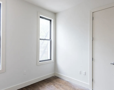 179 Maujer Street - Photo Thumbnail 5