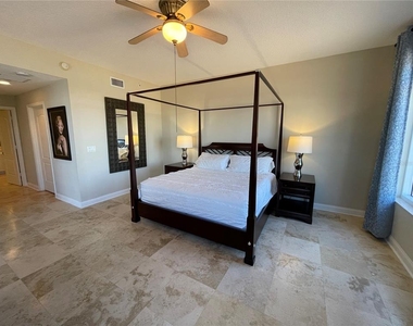 521 Mandalay Avenue - Photo Thumbnail 13