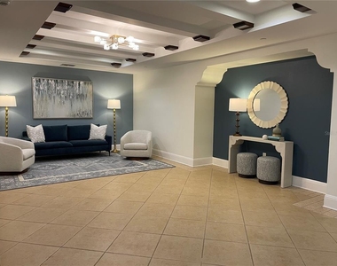 521 Mandalay Avenue - Photo Thumbnail 32