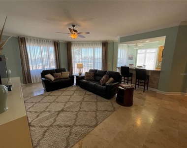 521 Mandalay Avenue - Photo Thumbnail 10