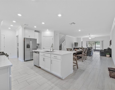 17334 Holly Well Avenue - Photo Thumbnail 3
