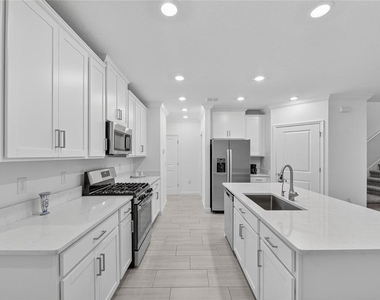 17334 Holly Well Avenue - Photo Thumbnail 21