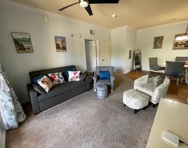 8000 Tuscany Way - Photo Thumbnail 4