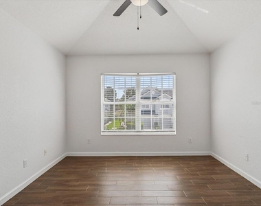 1055 Rock Harbor Avenue - Photo Thumbnail 22