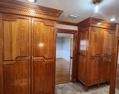 549 Burlington Avenue Ne - Photo Thumbnail 33