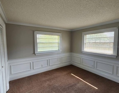 549 Burlington Avenue Ne - Photo Thumbnail 36