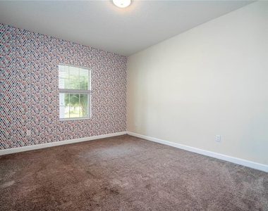 3043 Beaver Creek Drive - Photo Thumbnail 4