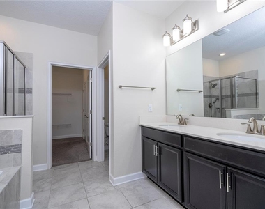 3043 Beaver Creek Drive - Photo Thumbnail 27