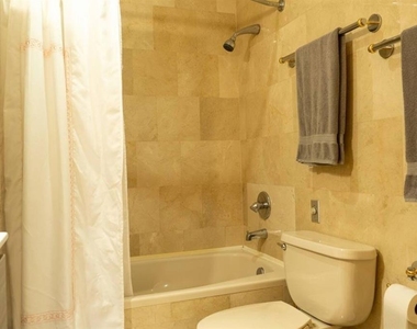 60 Caribe Cond. Castillo - Photo Thumbnail 11