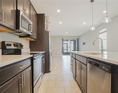 1229 Forest Gate Circle - Photo Thumbnail 5