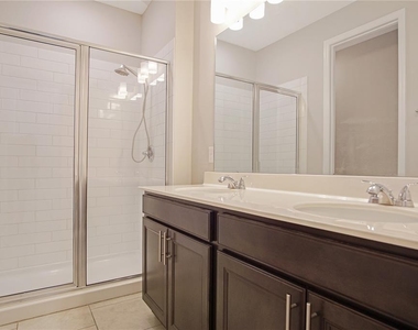 1229 Forest Gate Circle - Photo Thumbnail 15