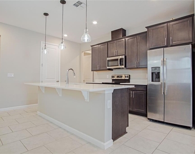 1229 Forest Gate Circle - Photo Thumbnail 4