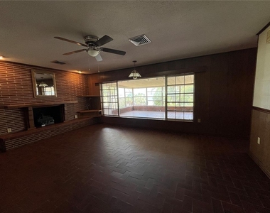 1145 S Lake Reedy Boulevard - Photo Thumbnail 15