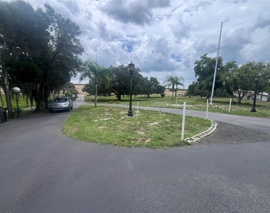 1145 S Lake Reedy Boulevard - Photo Thumbnail 2
