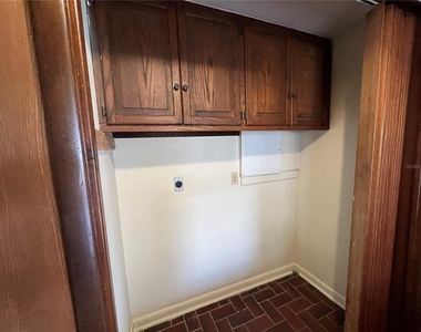 1145 S Lake Reedy Boulevard - Photo Thumbnail 11