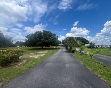 1145 S Lake Reedy Boulevard - Photo Thumbnail 1