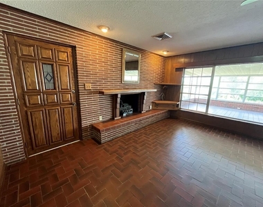 1145 S Lake Reedy Boulevard - Photo Thumbnail 16
