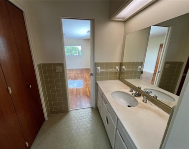 1145 S Lake Reedy Boulevard - Photo Thumbnail 42