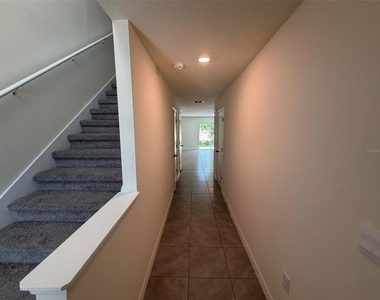 6609 Sw 81st Loop - Photo Thumbnail 2