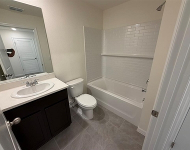 6609 Sw 81st Loop - Photo Thumbnail 17
