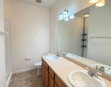 2935 Ne 7th Street - Photo Thumbnail 16
