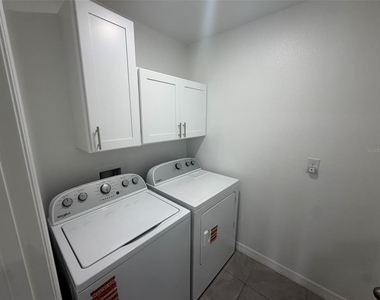 4703 Sw 85th Place - Photo Thumbnail 12
