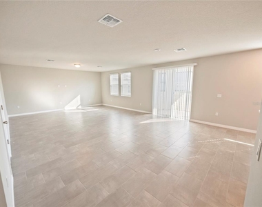 5268 Sanders Oak Trail - Photo Thumbnail 8